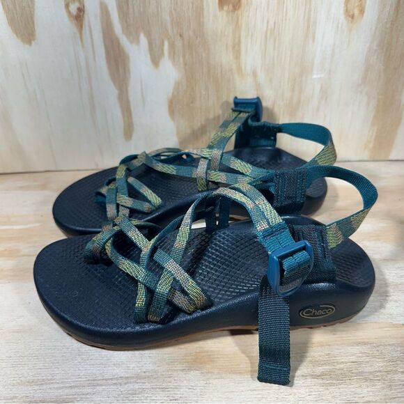 Chaco Multicolor Strappy Sandals Women’s Size 8 - Picture 1 of 9